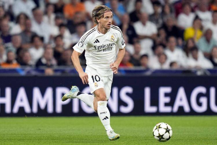 卡昂遭遇连败，提升战术引领提升表现