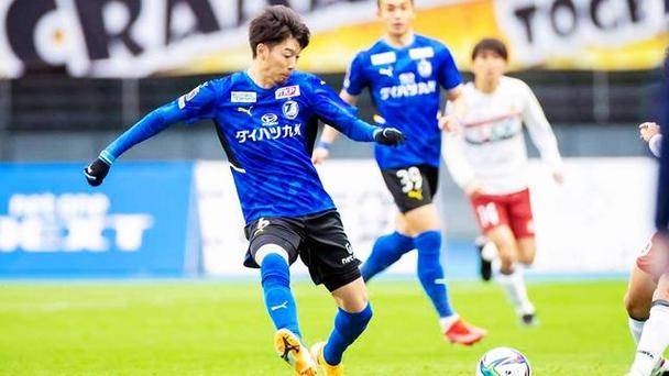 帕尔马上演逆转好戏，实现逆袭取得胜利