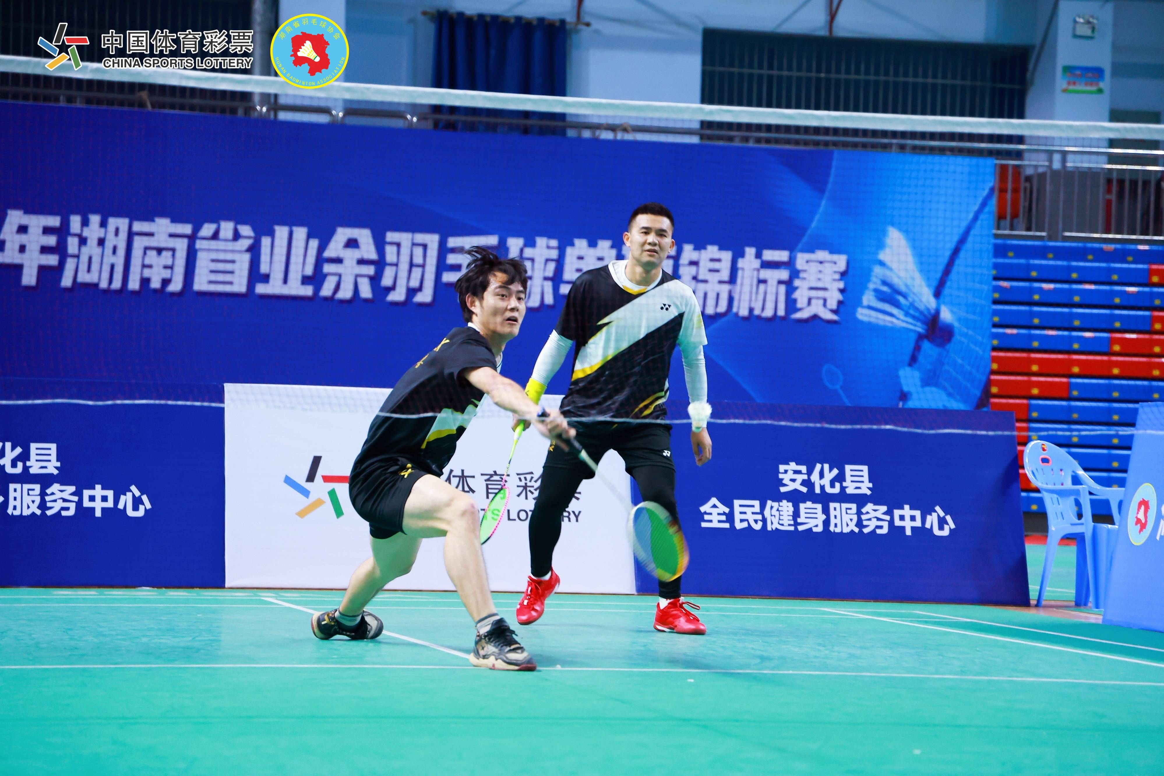 精彩瞬间：湖南队主场大胜吸引观众眼球