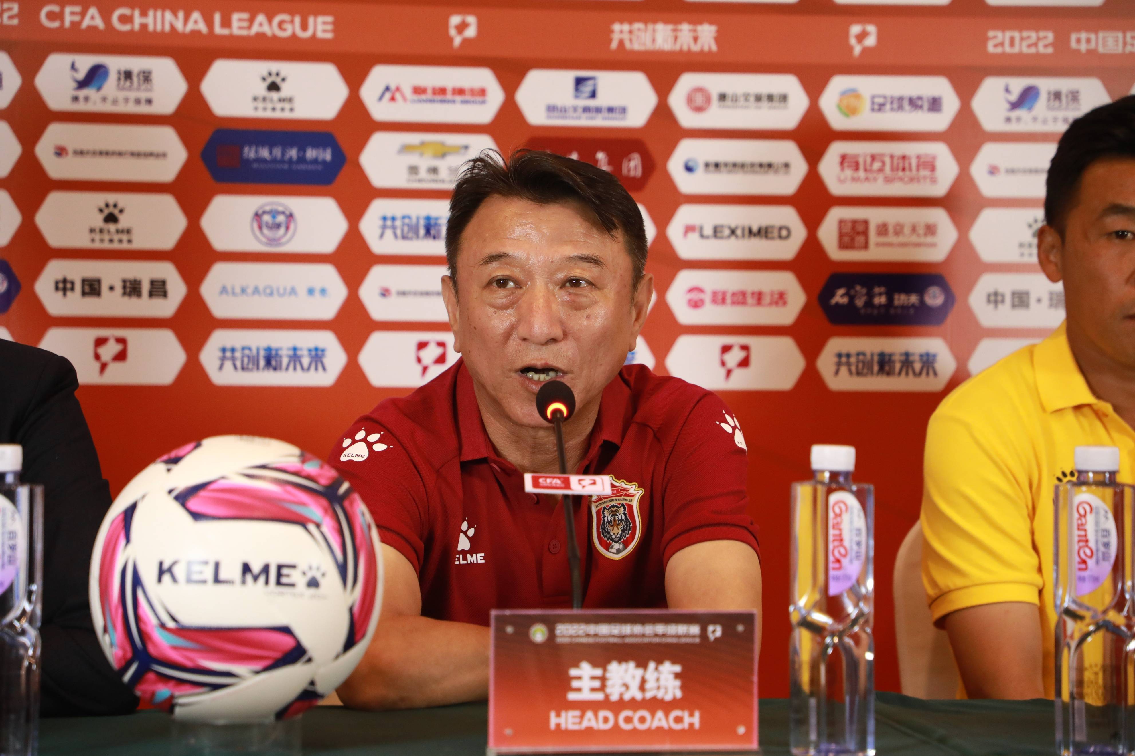 开云体育app-球队备战靠前，战术新颖策略调整赛季势在必赢的简单介绍