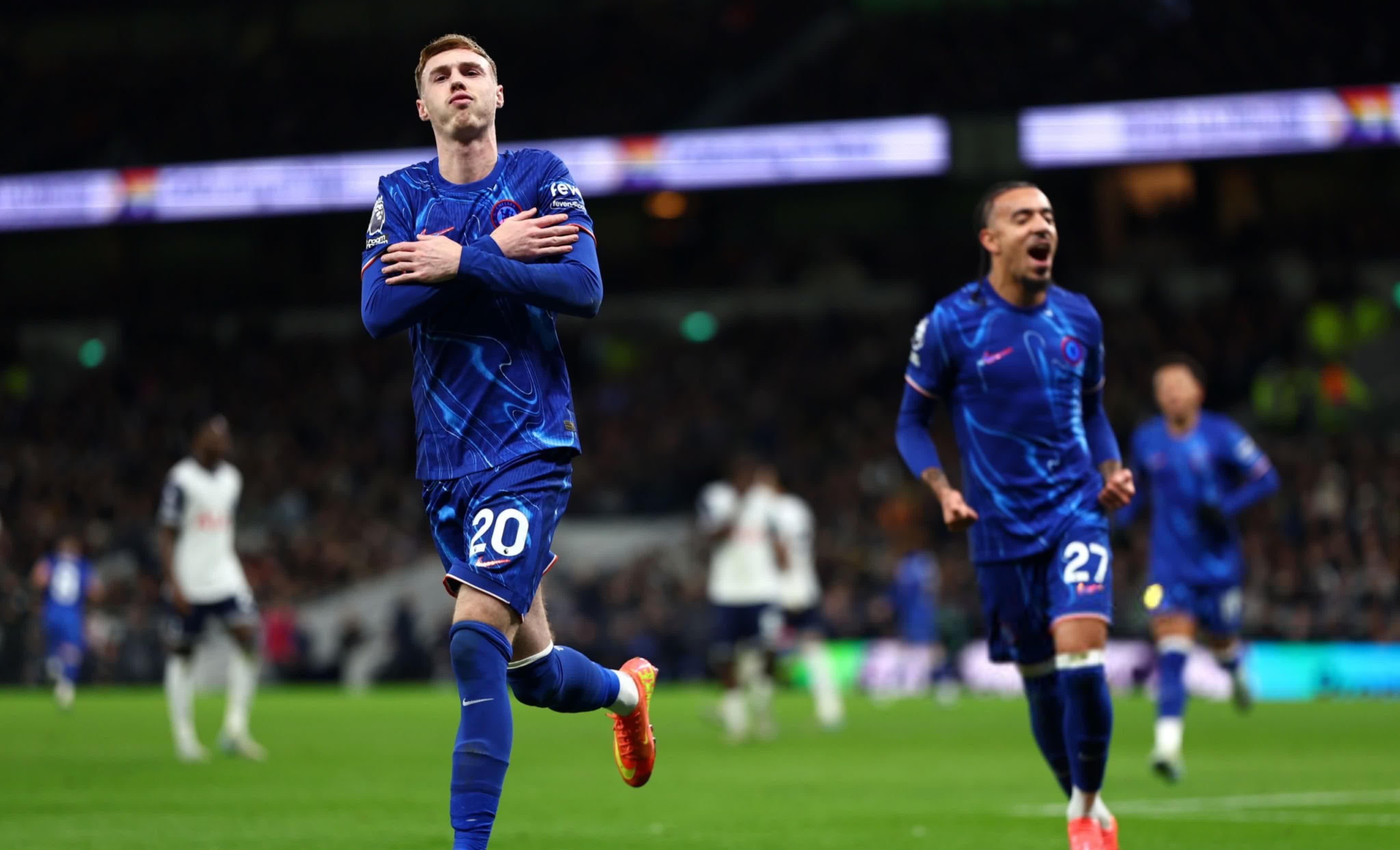 切尔西逆转取胜，继续领跑积分榜