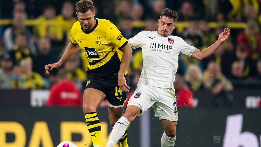 沃尔夫斯堡球队表现低迷，积分榜下滑