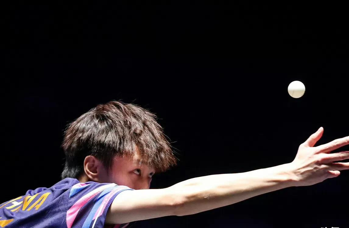 奥地利选手发挥出色，斩获男子单打季军的简单介绍