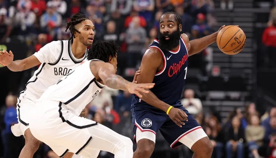 火箭主场逆转国王，加里-特伦特砍下最高得分实现胜利