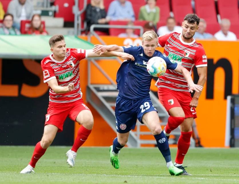 开云体育下载-奥格斯堡客场绝杀，实力渐趋稳定