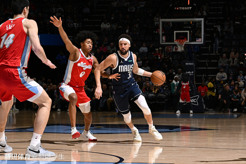 包含独行侠胜灰熊，卢卡斯双头怪砍下35+10的词条