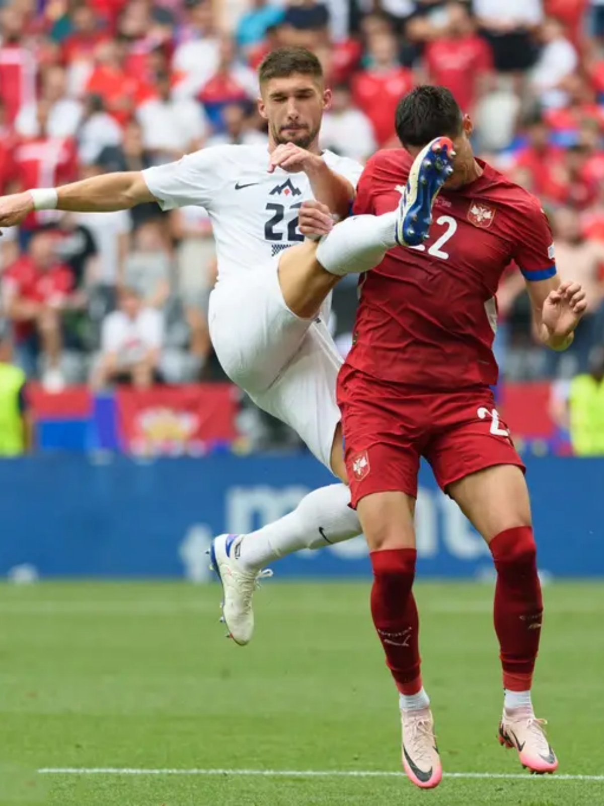 意大利队击败西班牙队晋级欧洲杯决赛