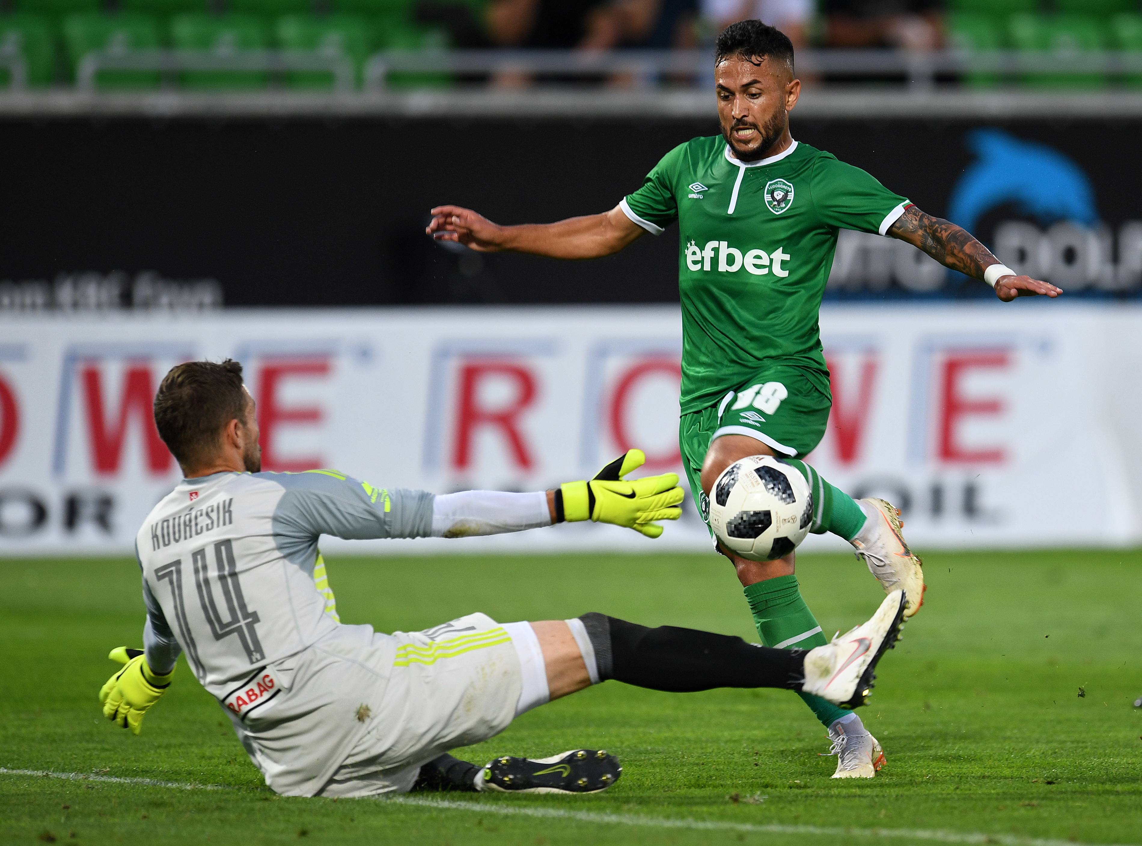 南特客场0-0战平昂热