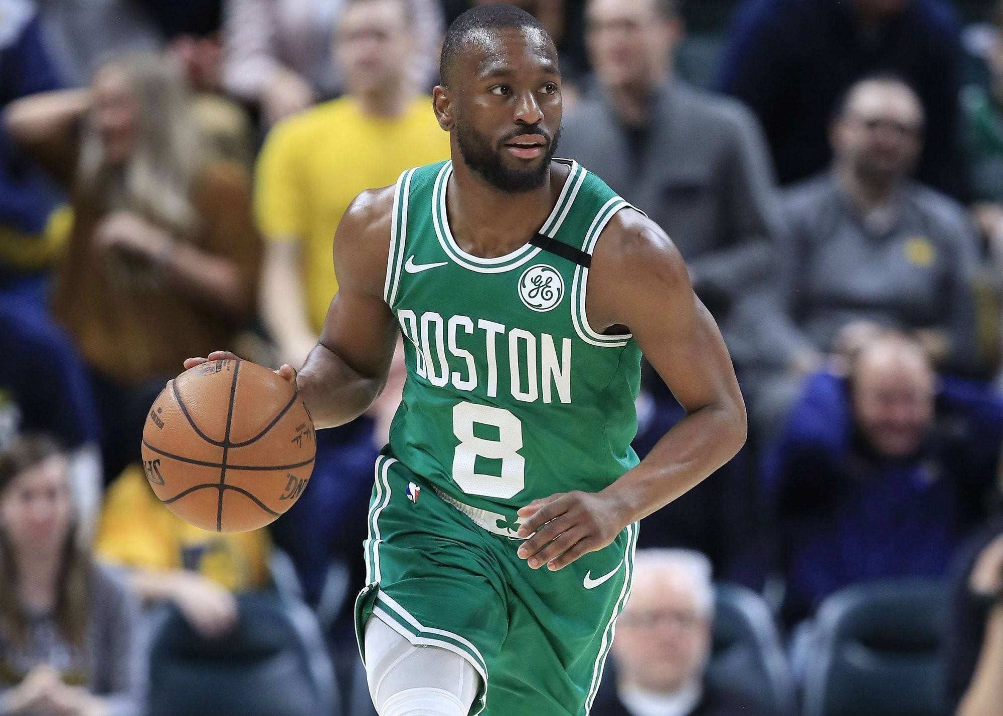 开云体育中国-NBA东部半决赛凯尔特人顽强逆袭，展现出强大实力